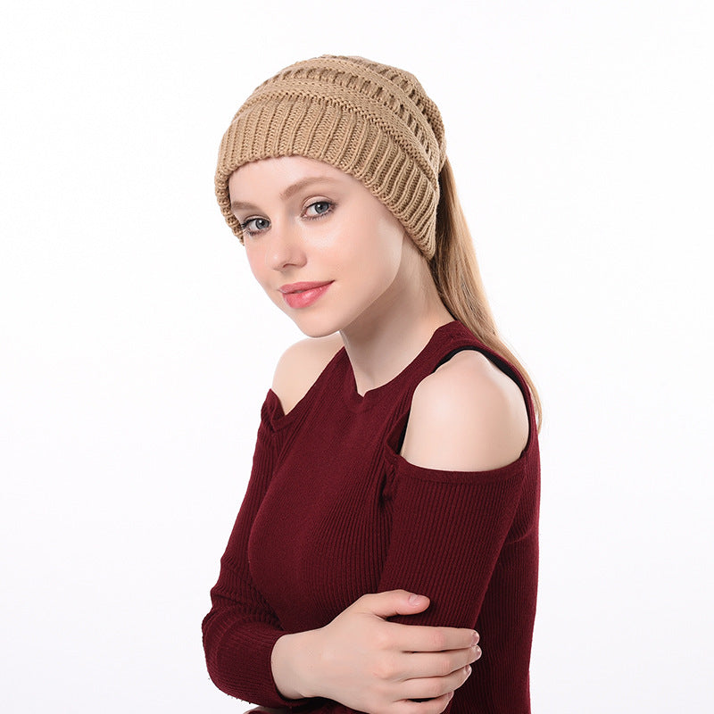 Womens Knitted Ponytail Beanie