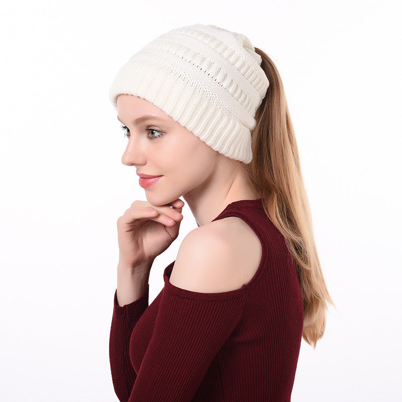 Womens Knitted Ponytail Beanie