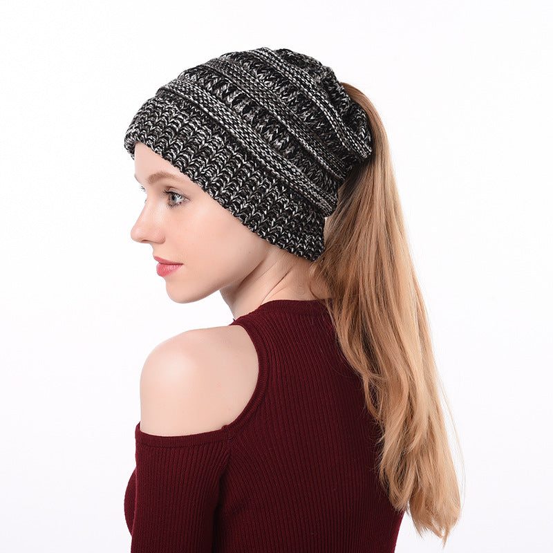 Womens Knitted Ponytail Beanie