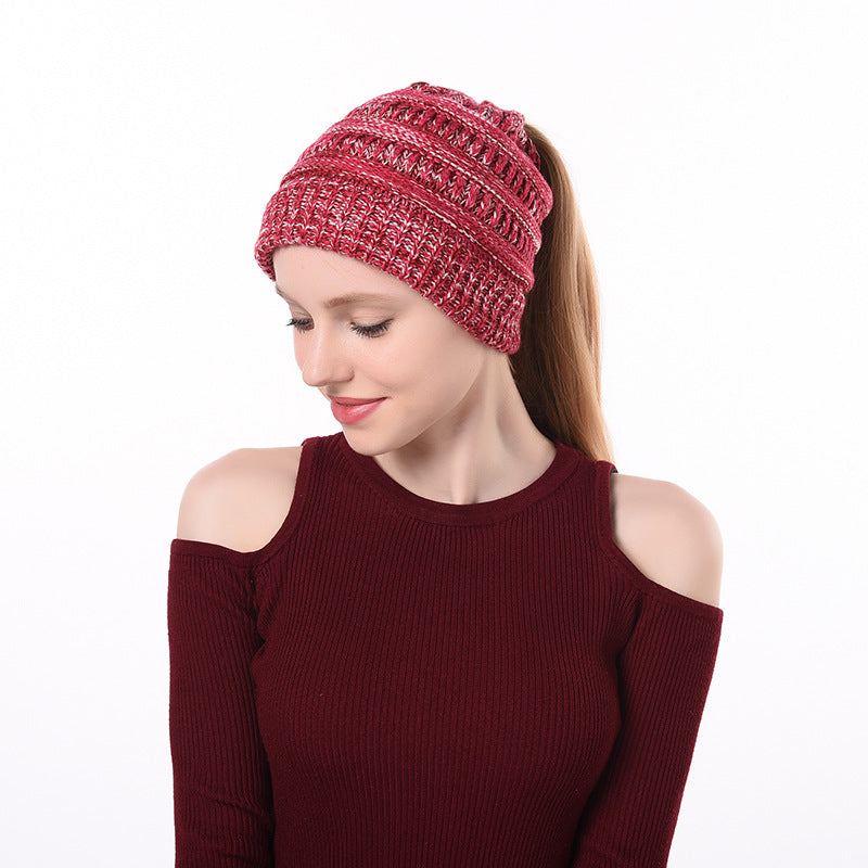 Womens Knitted Ponytail Beanie
